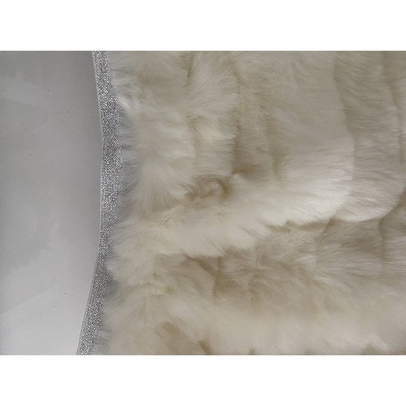 Toddler Girls Cream and Silver Faux Fur Skirt Size 3T Fuzzy Warm Stylish Elastic - Picture 10 of 16